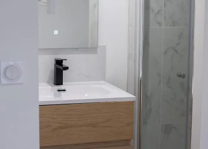 L'ecrin De L'hyper Centre * Λα Ροσέλ